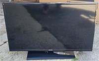 Samsung 40" Flatscreen LED TV w/ Swivel Base