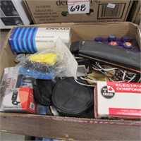 BOX OF MUSICAL ELECTRONICS & PARTS