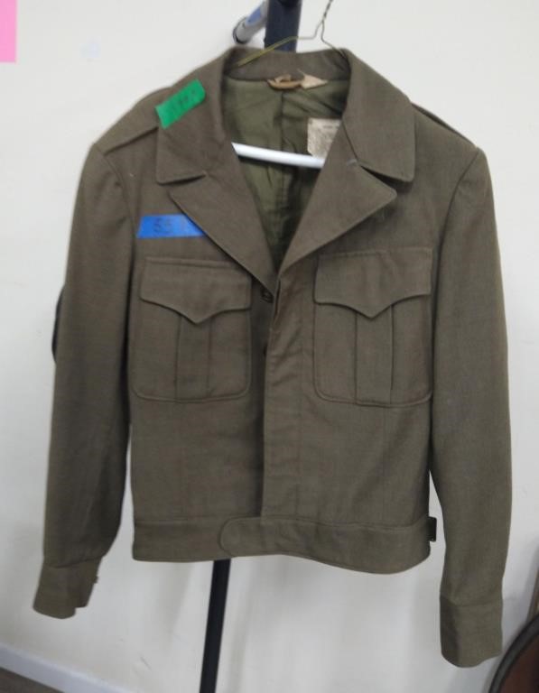 36 R Military Style Jacket