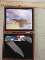 Collectors Knife In Wooden Case