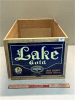 VINTAGE SHIPPING CRATE