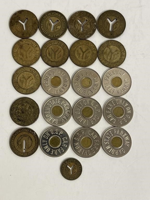 LOT OF 21 TOKENS 12 NYC TRANSIT & 9 GARDEN ST PKWY
