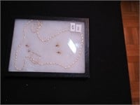 30" freshwater pearl necklace, two pair of