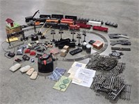 Large Lionel Train Collection & Accessories