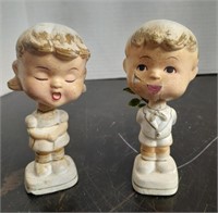 Vintage Bobble Kissing boy and girl (boy cracked)