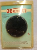 Minnie glue melting pot
