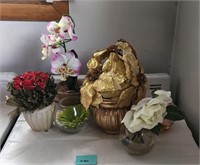 Beautiful lot of silk fake flowers and vases