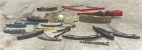 Miscellaneous Lot of 22 Hair Barrette Clips