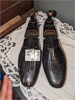 Dake Size 8 Shoe forms