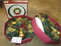 Christmas decor, 2 wreaths and clock
