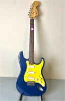 FENDER SQUIER ELECTRIC GUITAR