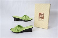 NEW - Ladies Italian Summer Sandals, Size 9W