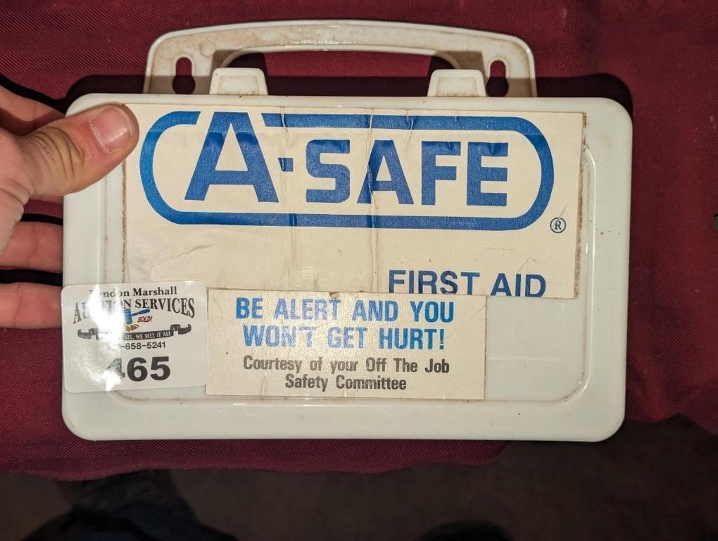 A safe First Aid kit