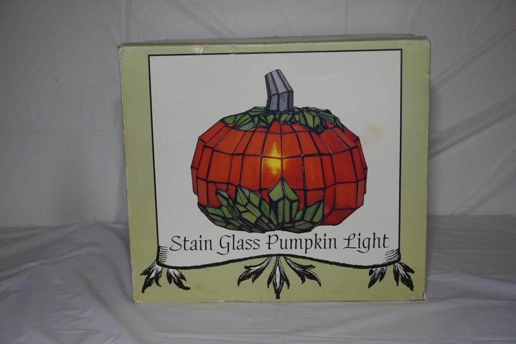 Stain Glass Pumpkin Light