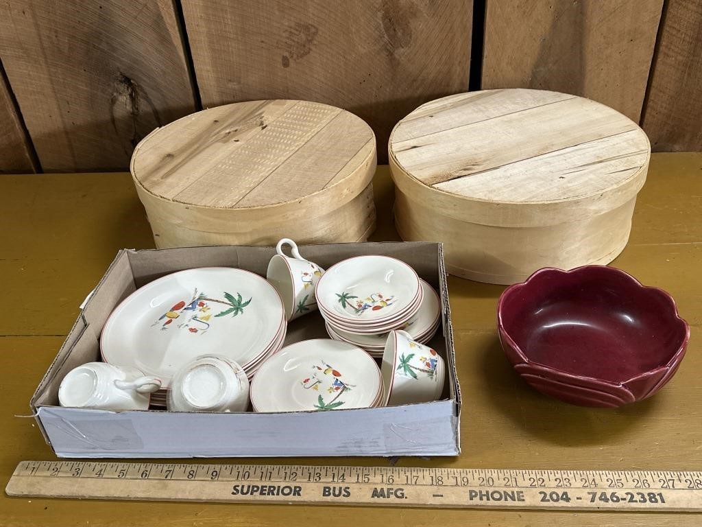 Cheese boxes, Chinet, pottery bowl