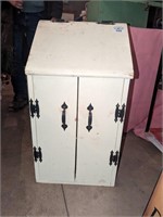 Wooden Flip top/dbl door cabinet