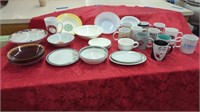 VARIETY OF BOWLS AND COFFEE CUPS