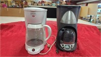 1 BLACK &DECKER COFFEE MAKER AND A WEST BEND