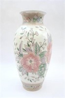 Chinese Signed Decorative Hand Panted Vase