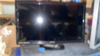 MAGNAVOX 28 IN TV WITH REMOTE