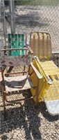 4 FOLDING CHAIRS VINTAGE  ALL WORKING