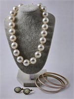 Stunning Pearl Necklace Lot