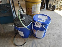 Oil buckets w/ pump lid