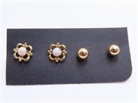 14kt?? Gold Small (2pr) Earrings Ball/Opal