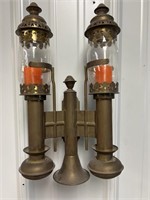 Brass double candle wall sconce w/glass globes