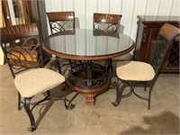 Renaissance Style  table w/ 4 chairs