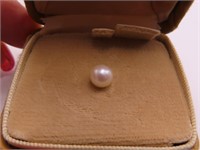 14kt Post small Pearl Tie Tack boxed