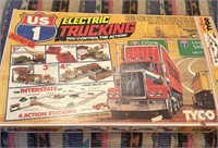 ELECTRIC TRUCKING HO SCALE HIGHWAY SYSTEM