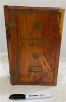 Vintage 1930s  Cedar Cigar Box