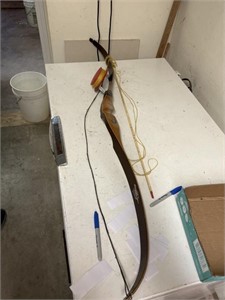 SHAKESPEARE BOW WITH FISHING ARROW AND REEL
