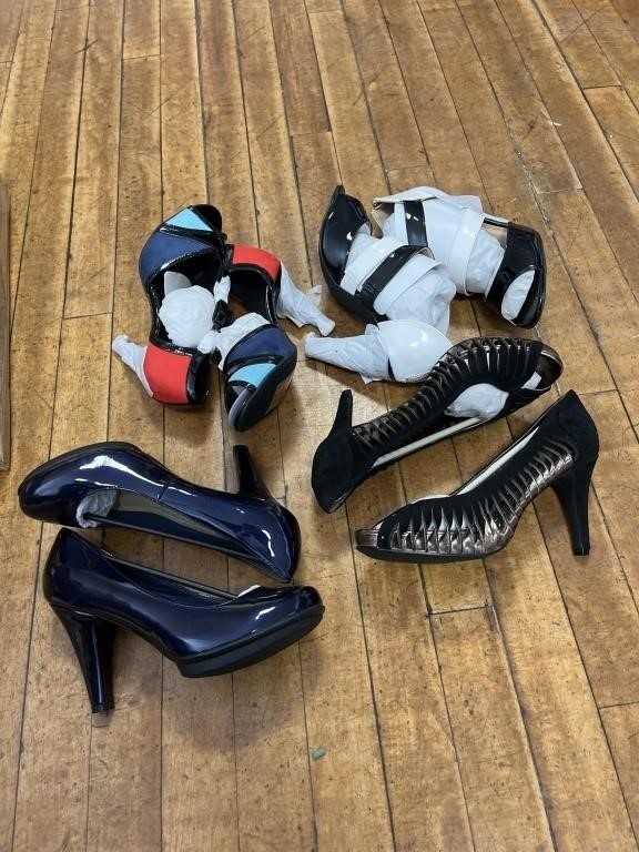 4 PAIR HIGH HEELS SIZE 7 - NEW