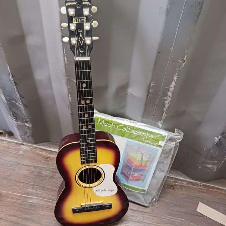 Guitar & Storage
