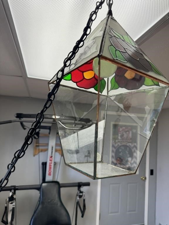 HANGING STAINED GLASS LIGHT