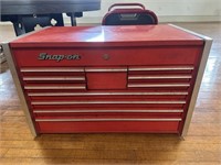 LARGE SNAP ON TOOL BOX