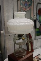 ANTIQUE ALADDIN LINCOLN DRAPE OIL LAMP