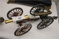 SET OF 2 MILITARY CANNONS
