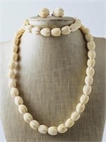 Ivory Necklace Set