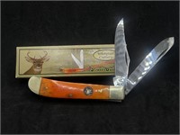 White Tail Cutlery Pocket Knife (living room)