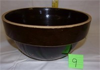 brown crock bowl