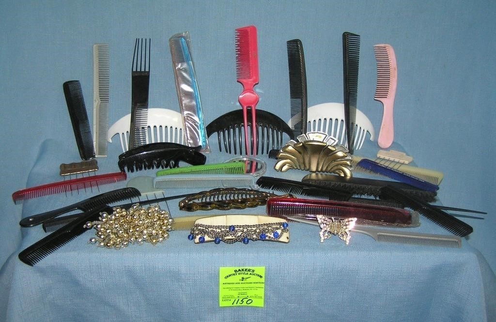 Barber shop and bueaty salon  combs and accessorie