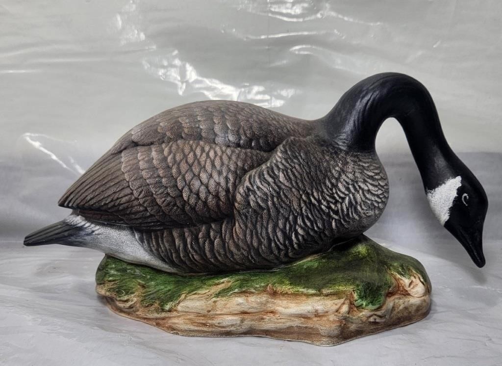Goose Sculpture - Porcelain signed Cindy Brunke