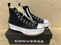 Women’s size 9 converse