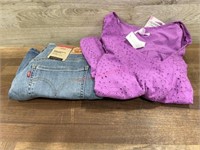 Women’s size 29 Levi shorts & small shirt
