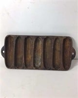 Vintage Unmarked Cast Iron Corn Pone Pan U14A