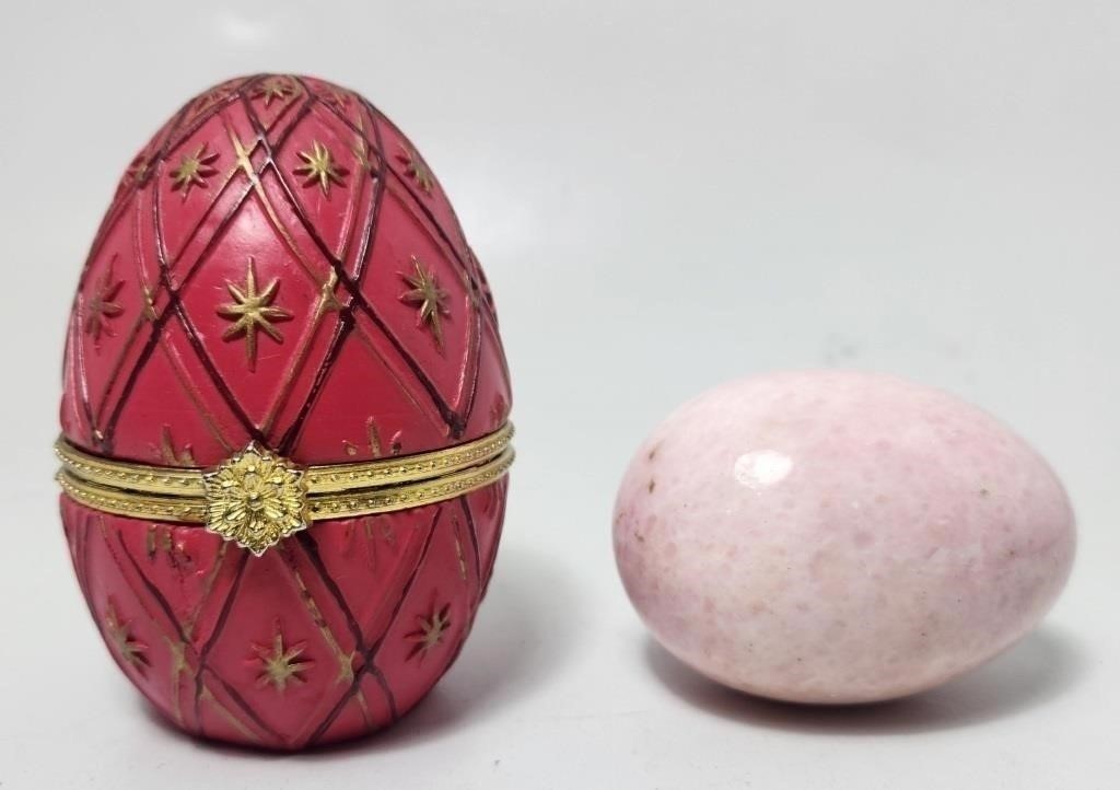 Alabaster Stone Egg / Pink Resin Jewelry Box