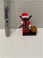 Deadpool Santa Disguise Mini Figure with 2 Swords